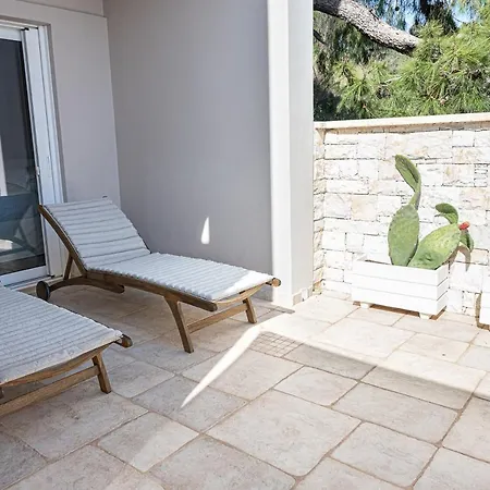 Kalavria Luxury Suites, Afroditi Suite With Magnificent Sea View And Private Swimming Pool. Poros Town Exterior photo
