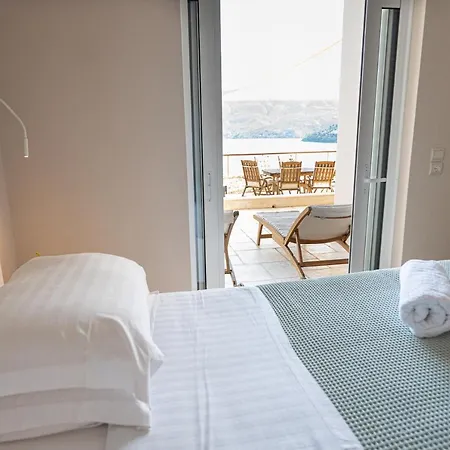 Kalavria Luxury Suites, Afroditi Suite With Magnificent Sea View And Private Swimming Pool. Poros Town Exterior photo