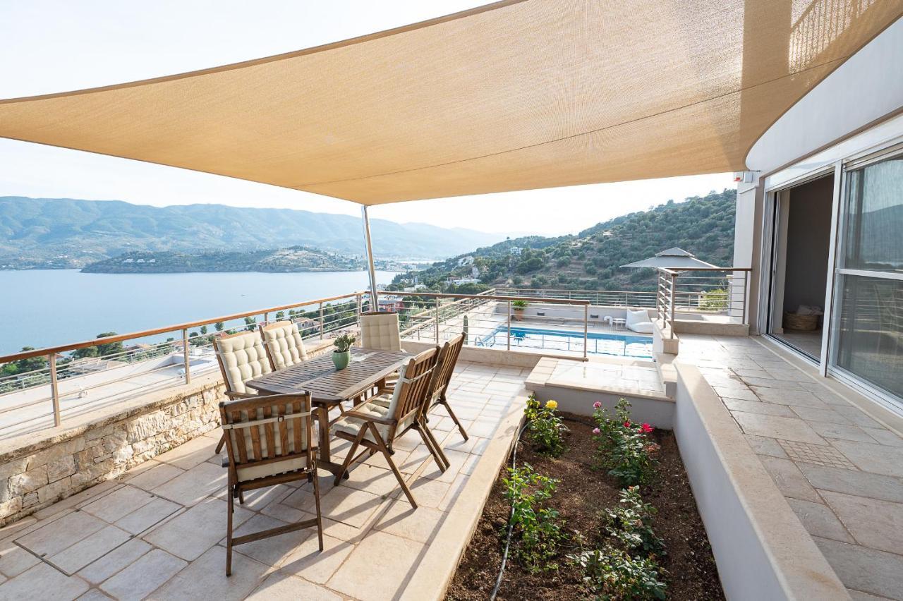 Kalavria Luxury Suites, Afroditi With Magnificent Sea View And Private Swimming Pool. * Poros Town