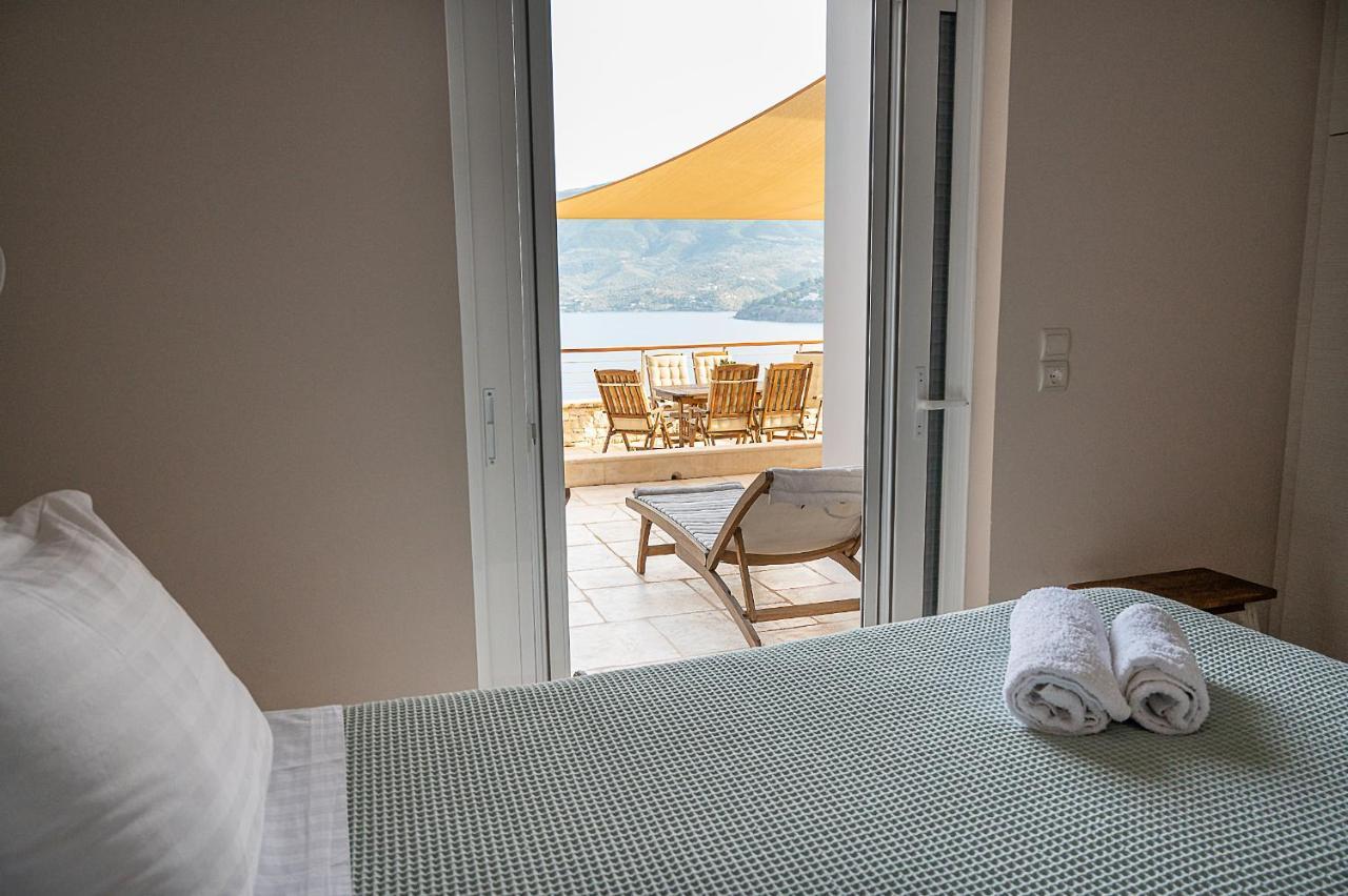 Villa Kalavria Luxury Suites, Afroditi With Magnificent Sea View And Private Swimming Pool.