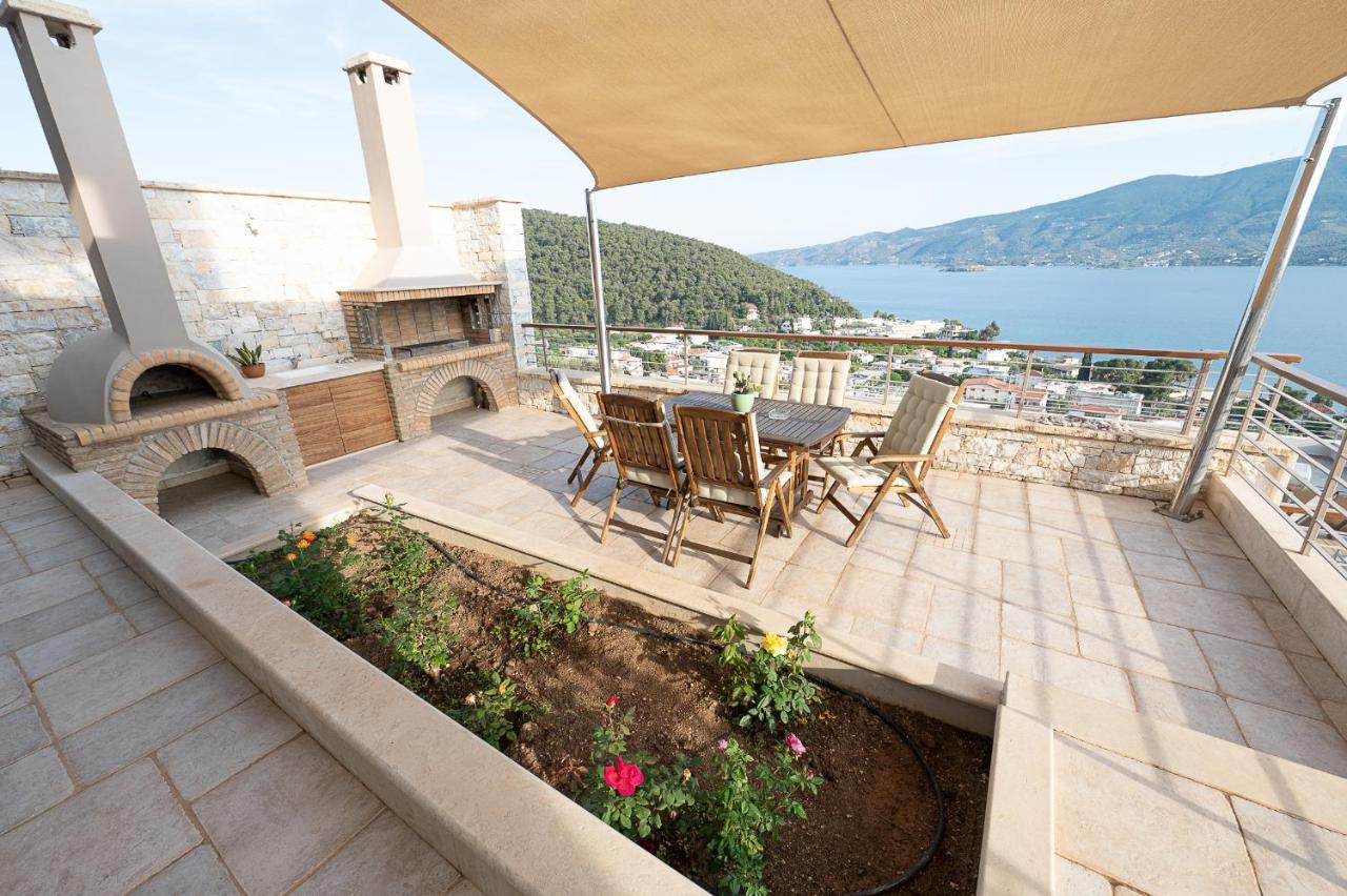 Kalavria Luxury Suites, Afroditi With Magnificent Sea View And Private Swimming Pool. Poros Town