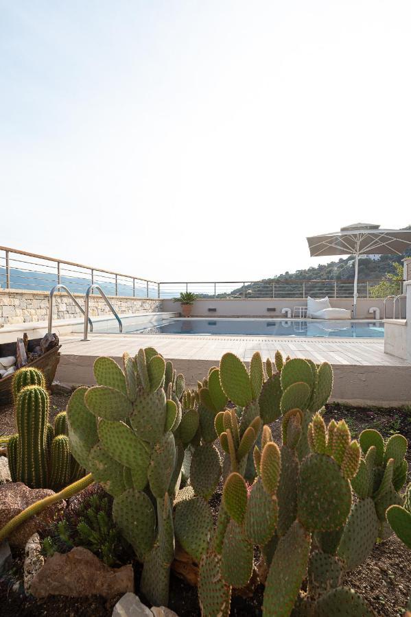 Kalavria Luxury Suites, Afroditi With Magnificent Sea View And Private Swimming Pool.
